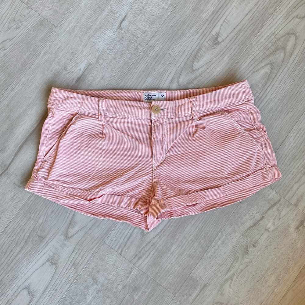 AMERICAN EAGLE Striped Low Rise Short Shorts